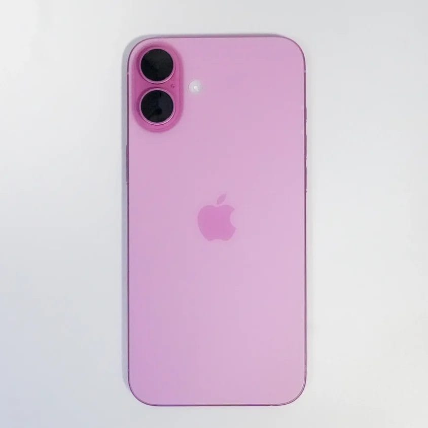 iPhone16 Plusの実機写真