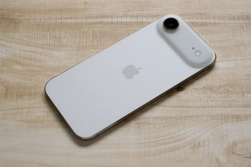 iPhone Airの実機写真