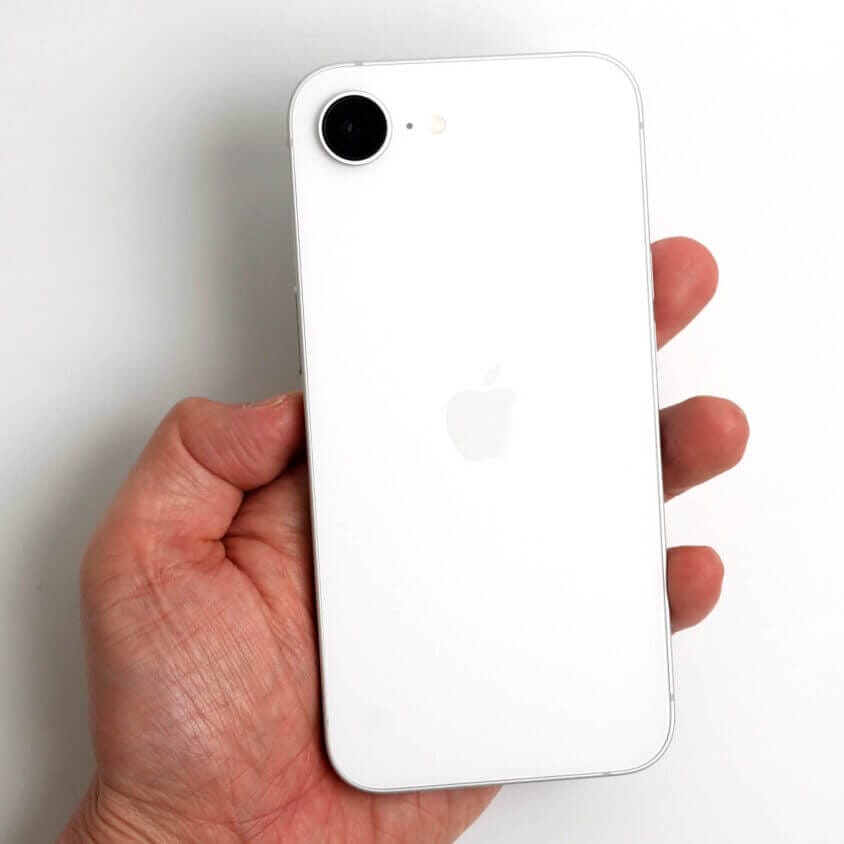 iPhone17e 実機写真